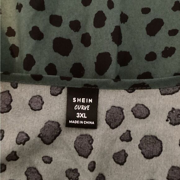 Shein - Women’s Green & Black Print Wrap Top - NWOT - Picture 5 of 6